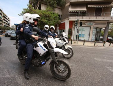 Βέροια: Ο Έλληνας «Grand Theft Auto» έκλεψε 2 αυτοκίνητα και εμβόλισε μηχανή της Ομάδας ΔΙ.ΑΣ.